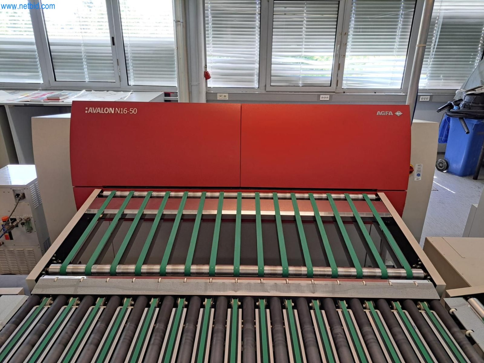 Gepflegte Maschinen einer Offset-Druckerei-8