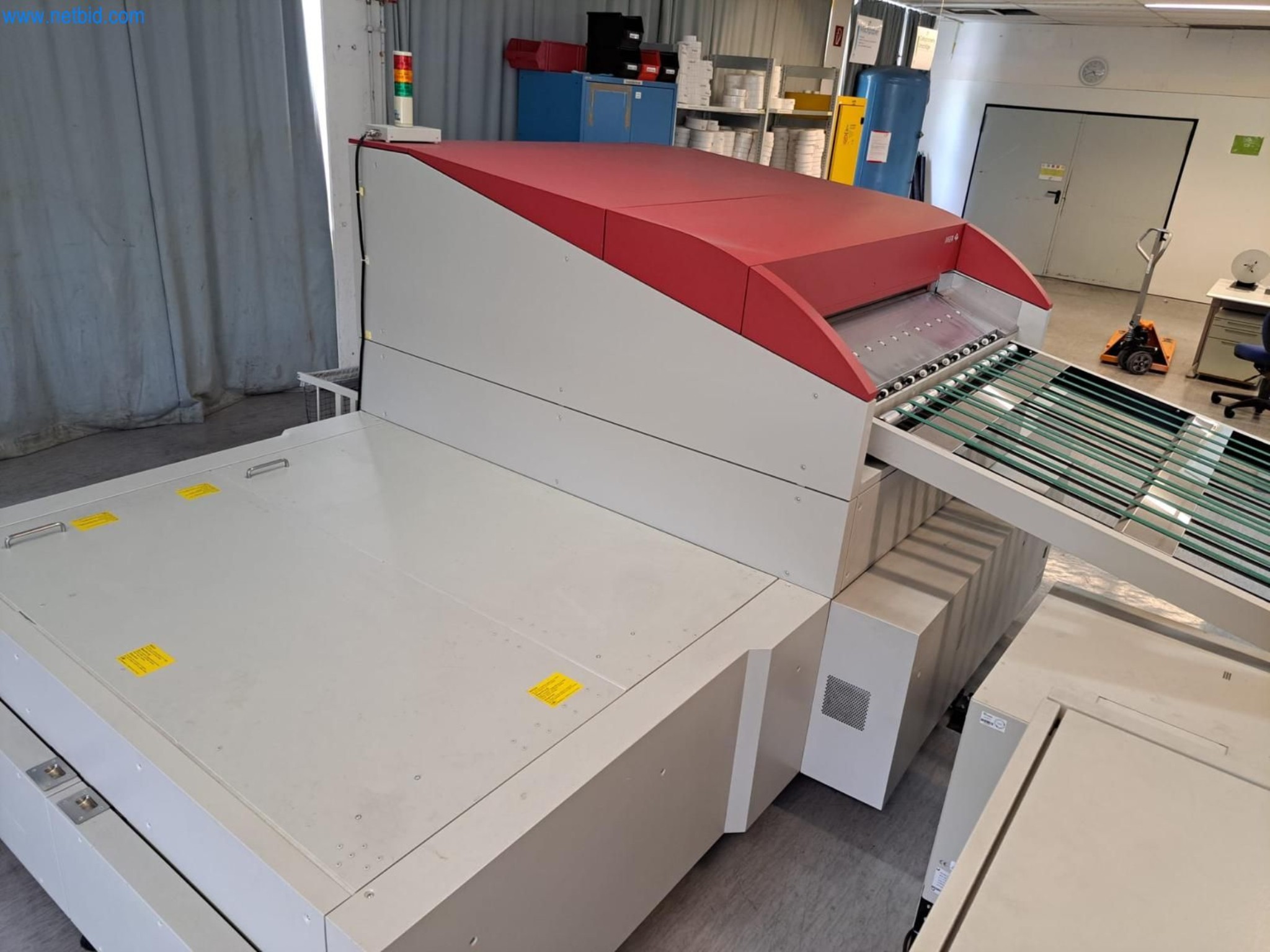 Gepflegte Maschinen einer Offset-Druckerei-9