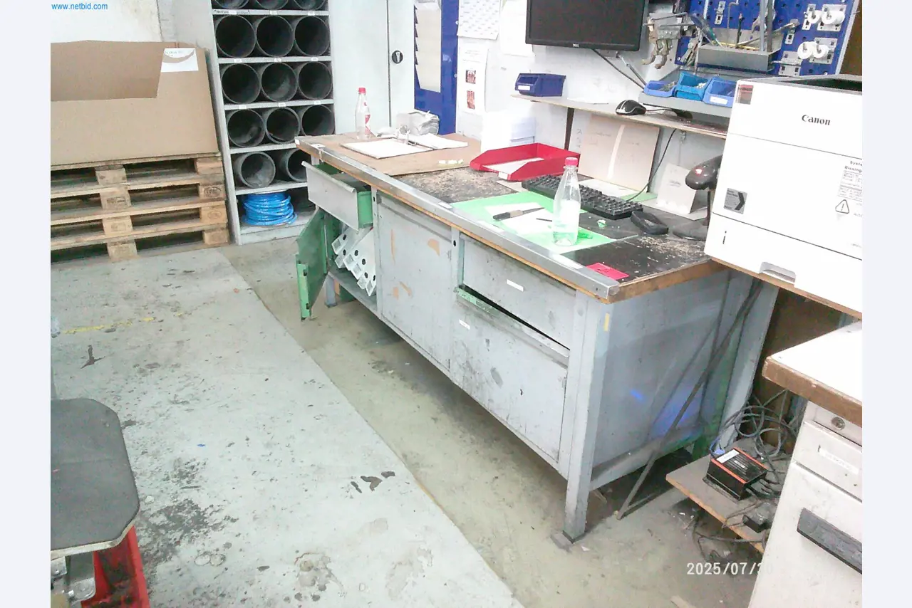 Gepflegte Maschinen einer Offset-Druckerei-5