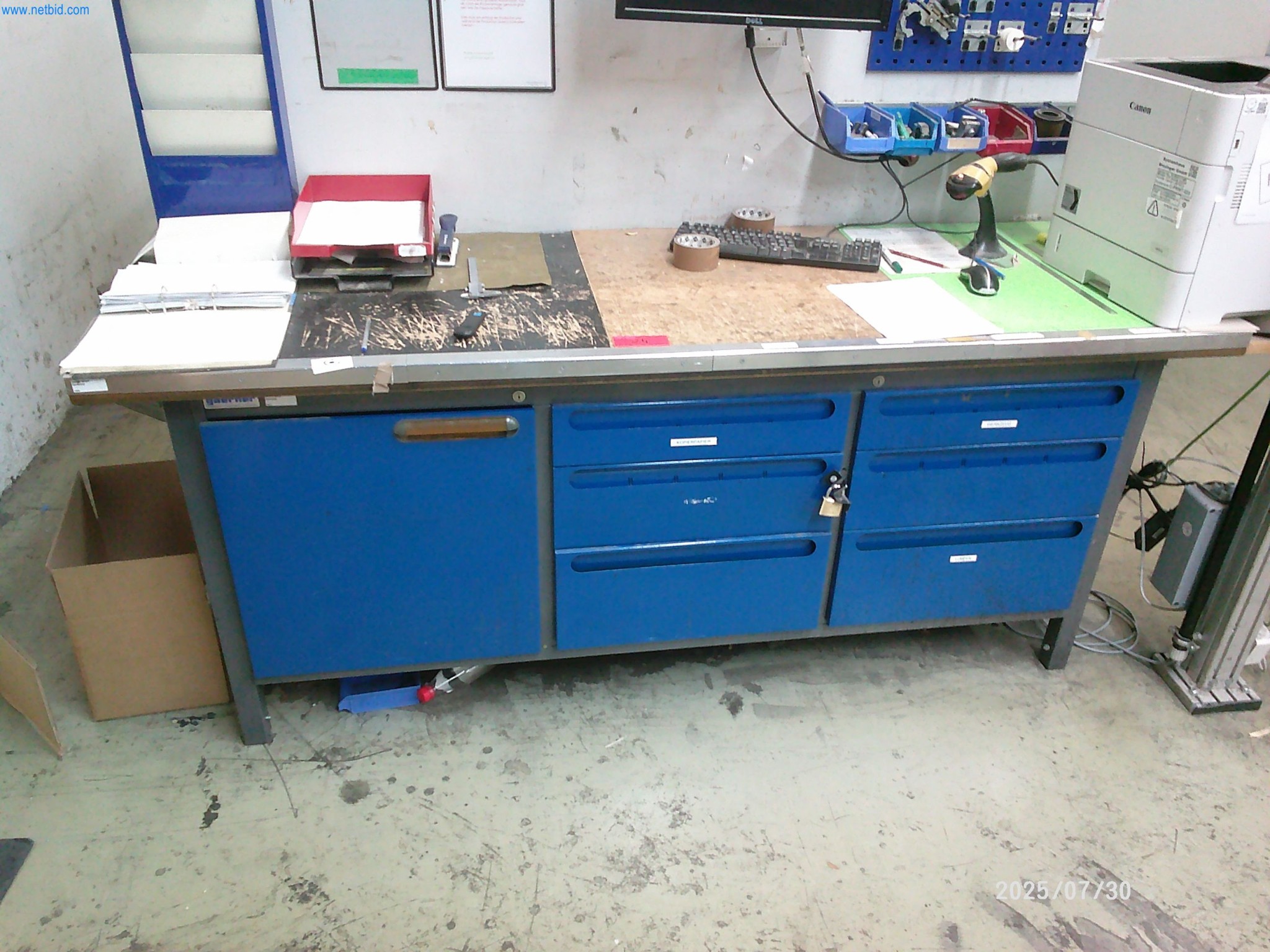 Gepflegte Maschinen einer Offset-Druckerei-1