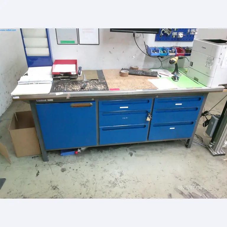 Gepflegte Maschinen einer Offset-Druckerei-1