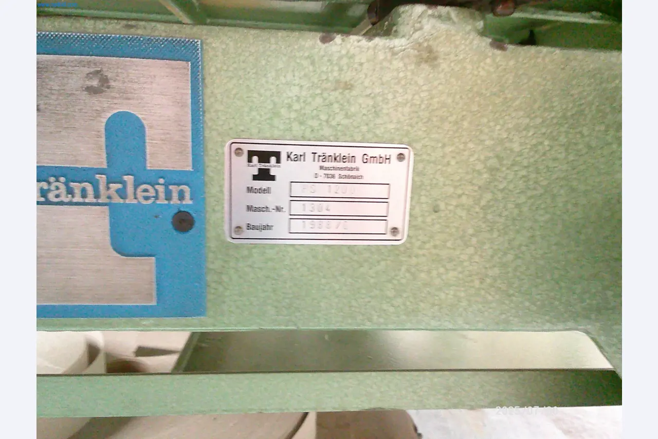 Dobrze utrzymane maszyny firmy zajmującej się drukiem offsetowym-5