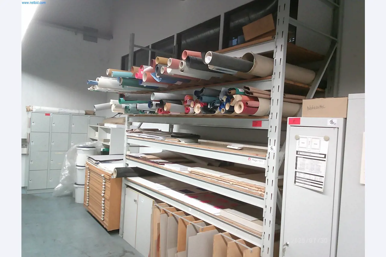 Goed onderhouden machines van een offsetdrukkerij-4