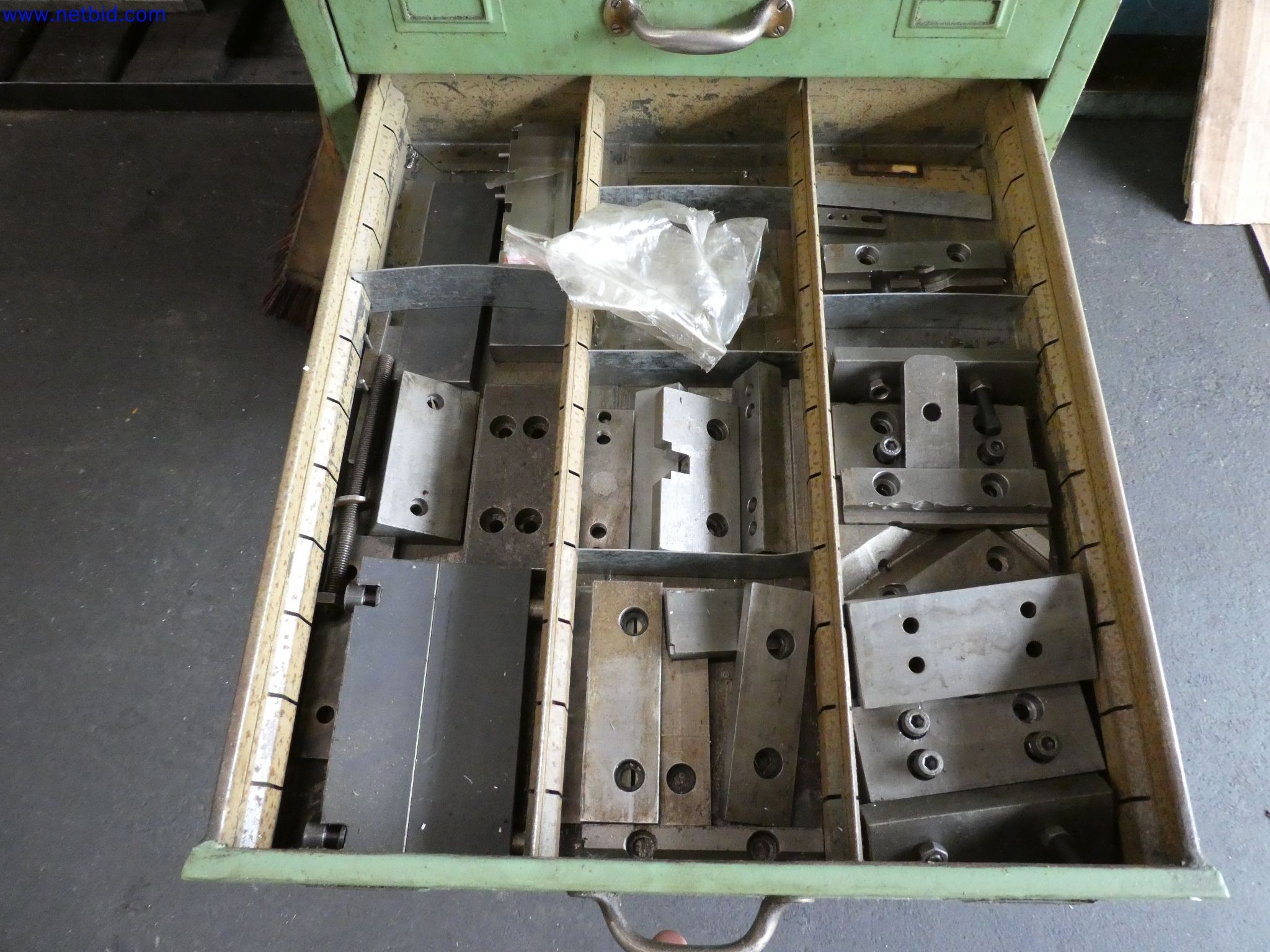 Machines in the field of mechanical engineering-13