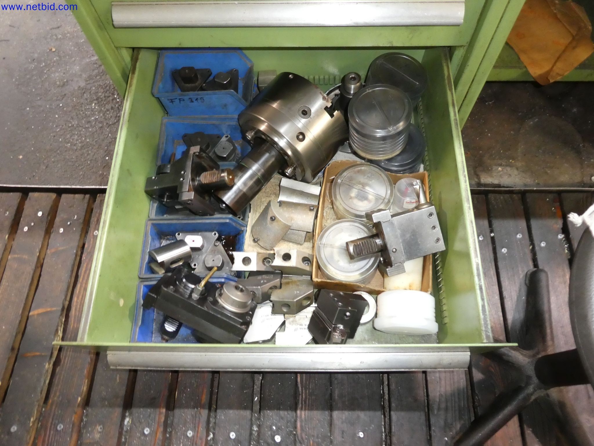Máquinas do setor da engenharia mecânica-5