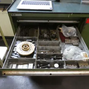 Metal Cabinet Lista