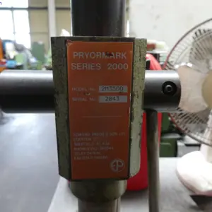 Machine vise