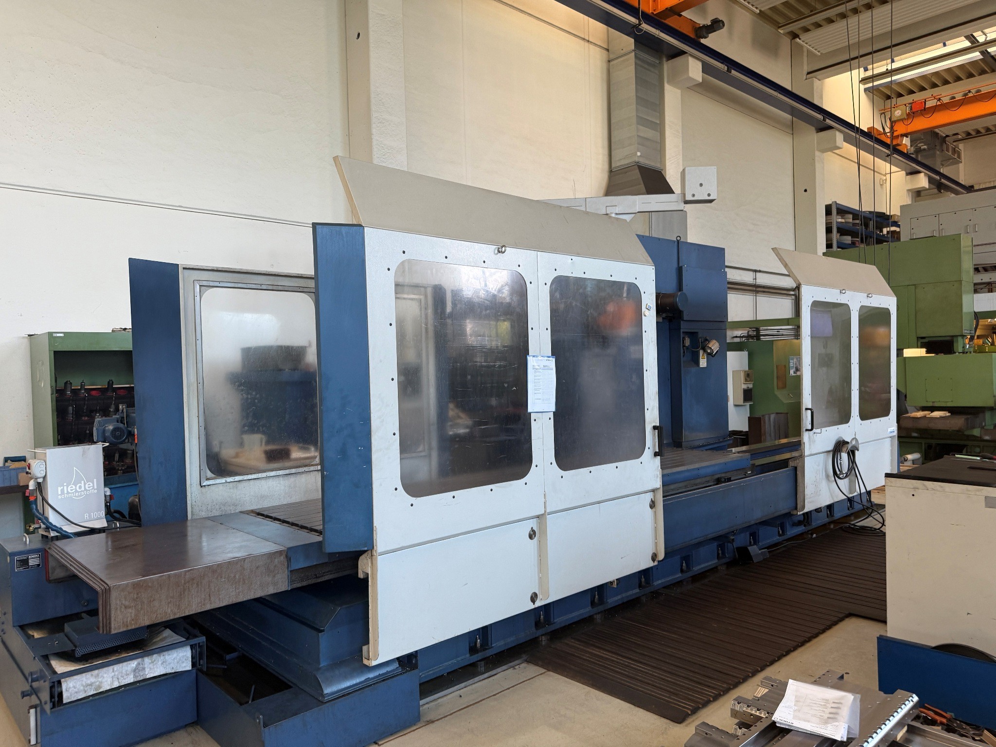 Maschinen zur Herstellung von präzisen Metallbauteilen mittels CNC-Drehen und CNC-Fräsen-16