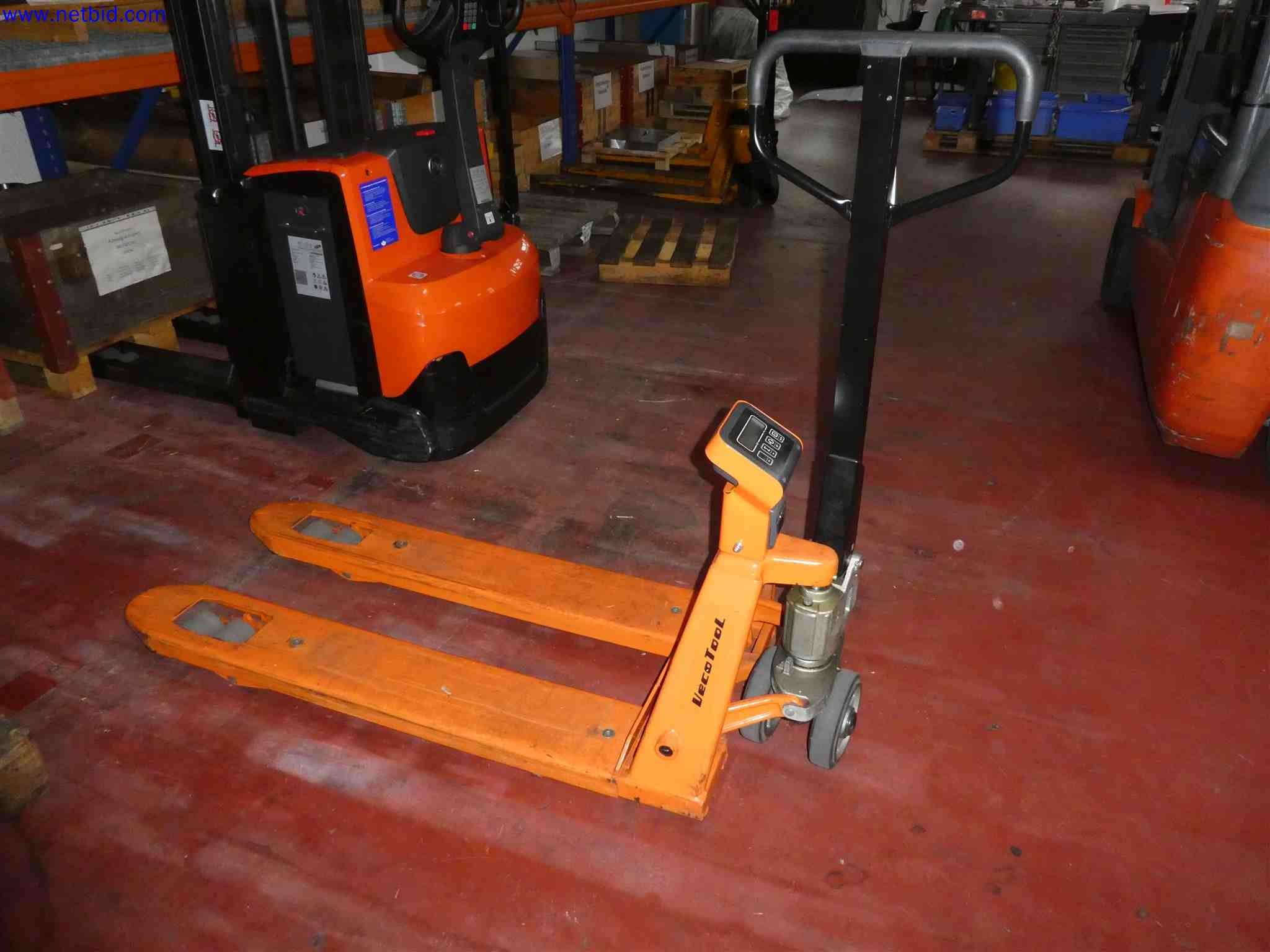 Machines for the production of precise metal components using CNC turning and CNC milling-1