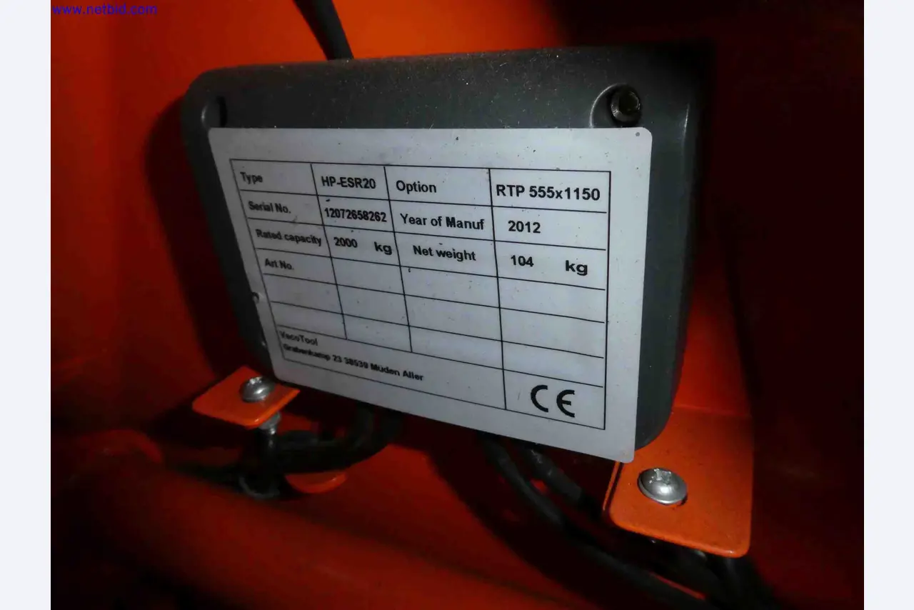 Machines for the production of precise metal components using CNC turning and CNC milling-3
