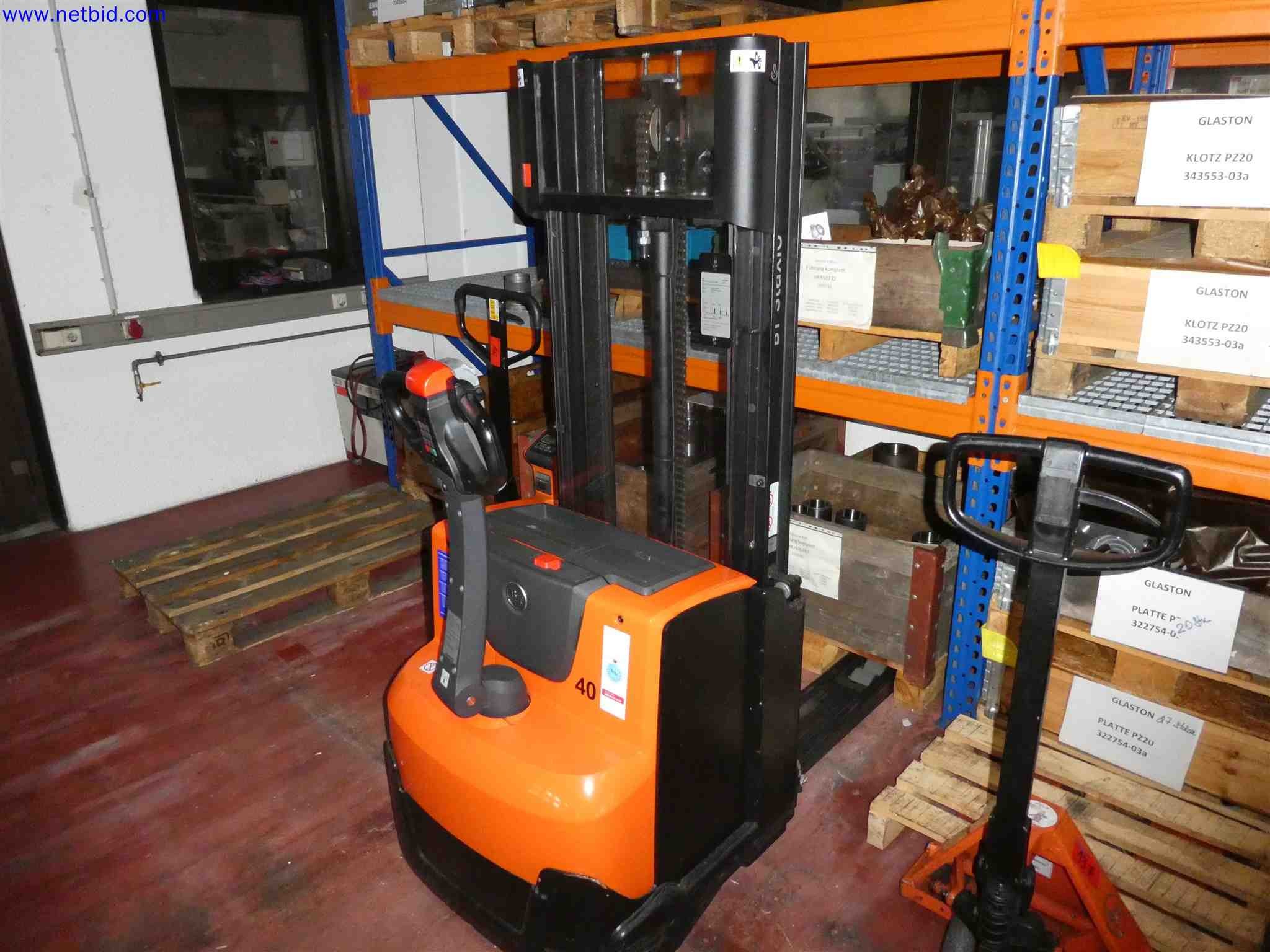 Machines for the production of precise metal components using CNC turning and CNC milling-2