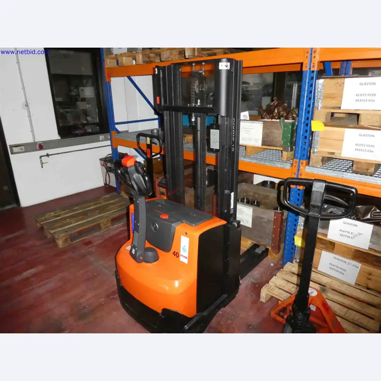 Machines for the production of precise metal components using CNC turning and CNC milling-2