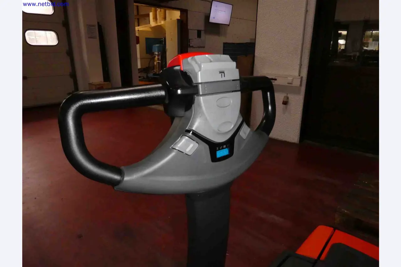 Machines for the production of precise metal components using CNC turning and CNC milling-4