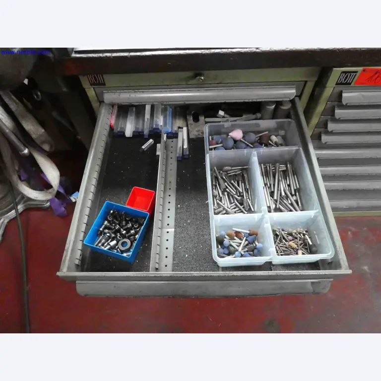 Machines for the production of precise metal components using CNC turning and CNC milling-10