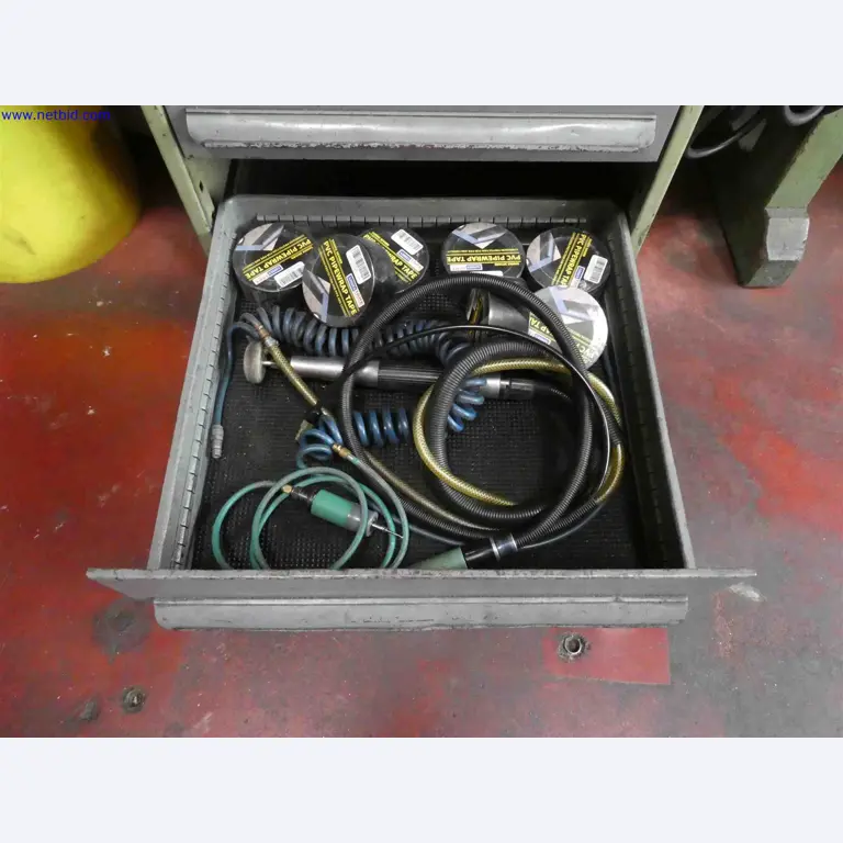 Machines for the production of precise metal components using CNC turning and CNC milling-15