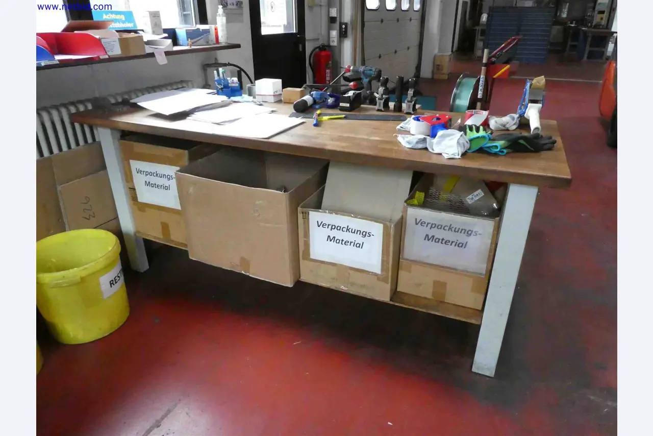 Machines for the production of precise metal components using CNC turning and CNC milling-16