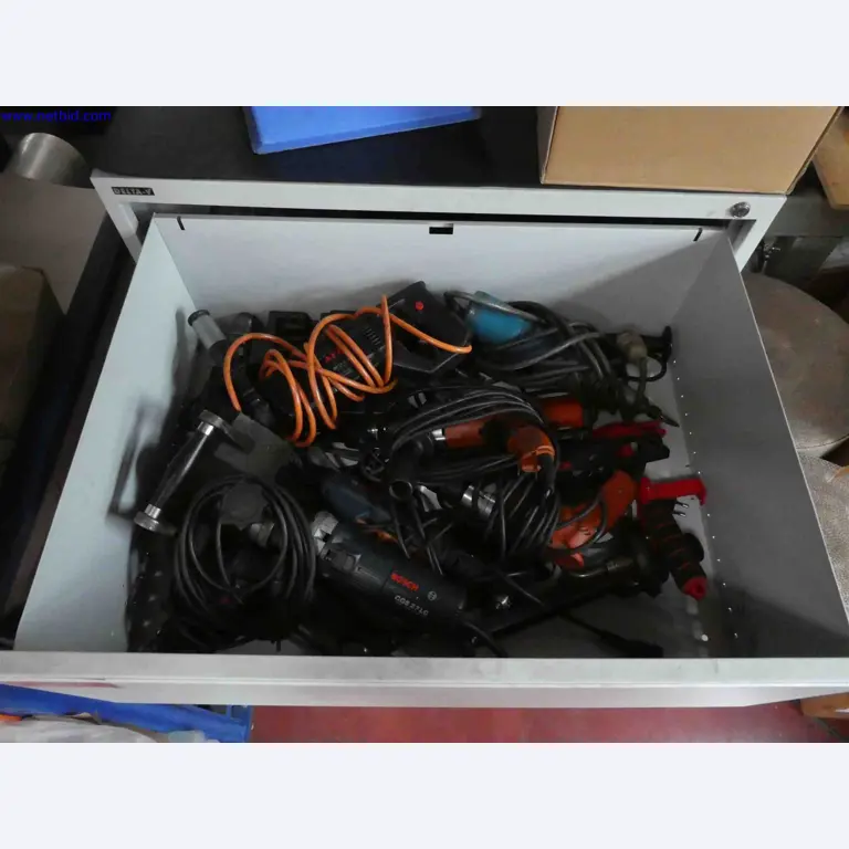 Machines for the production of precise metal components using CNC turning and CNC milling-19