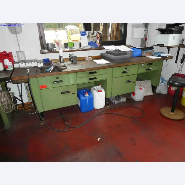 Machines for the production of precise metal components using CNC turning and CNC milling-1