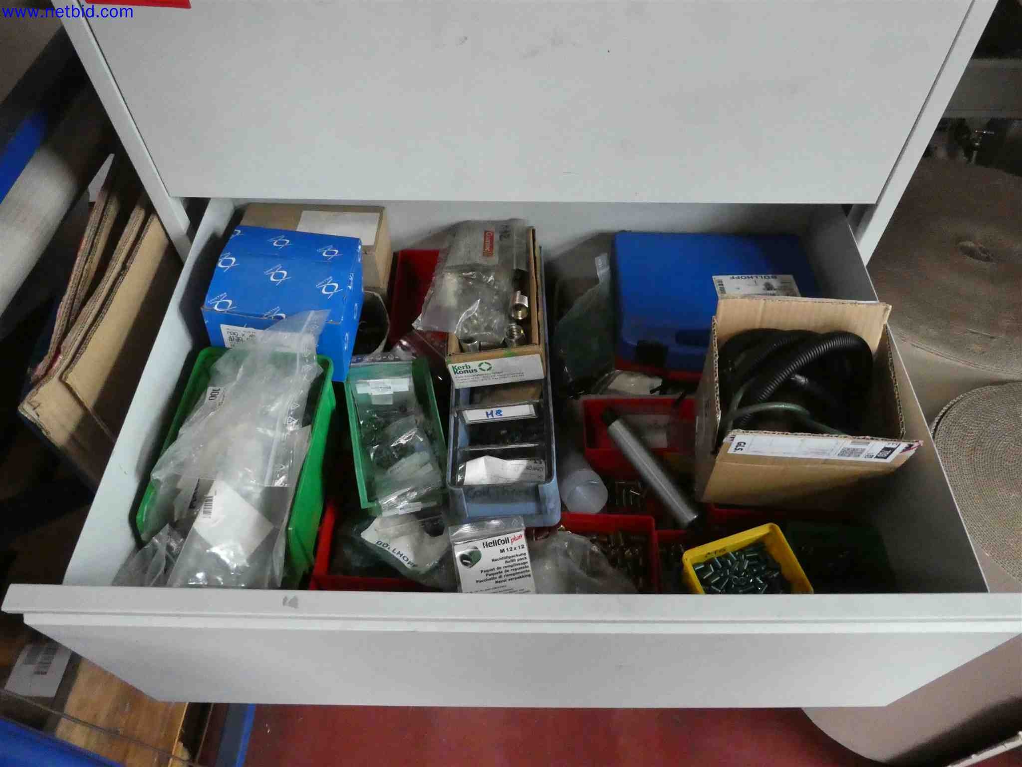 Machines for the production of precise metal components using CNC turning and CNC milling-20