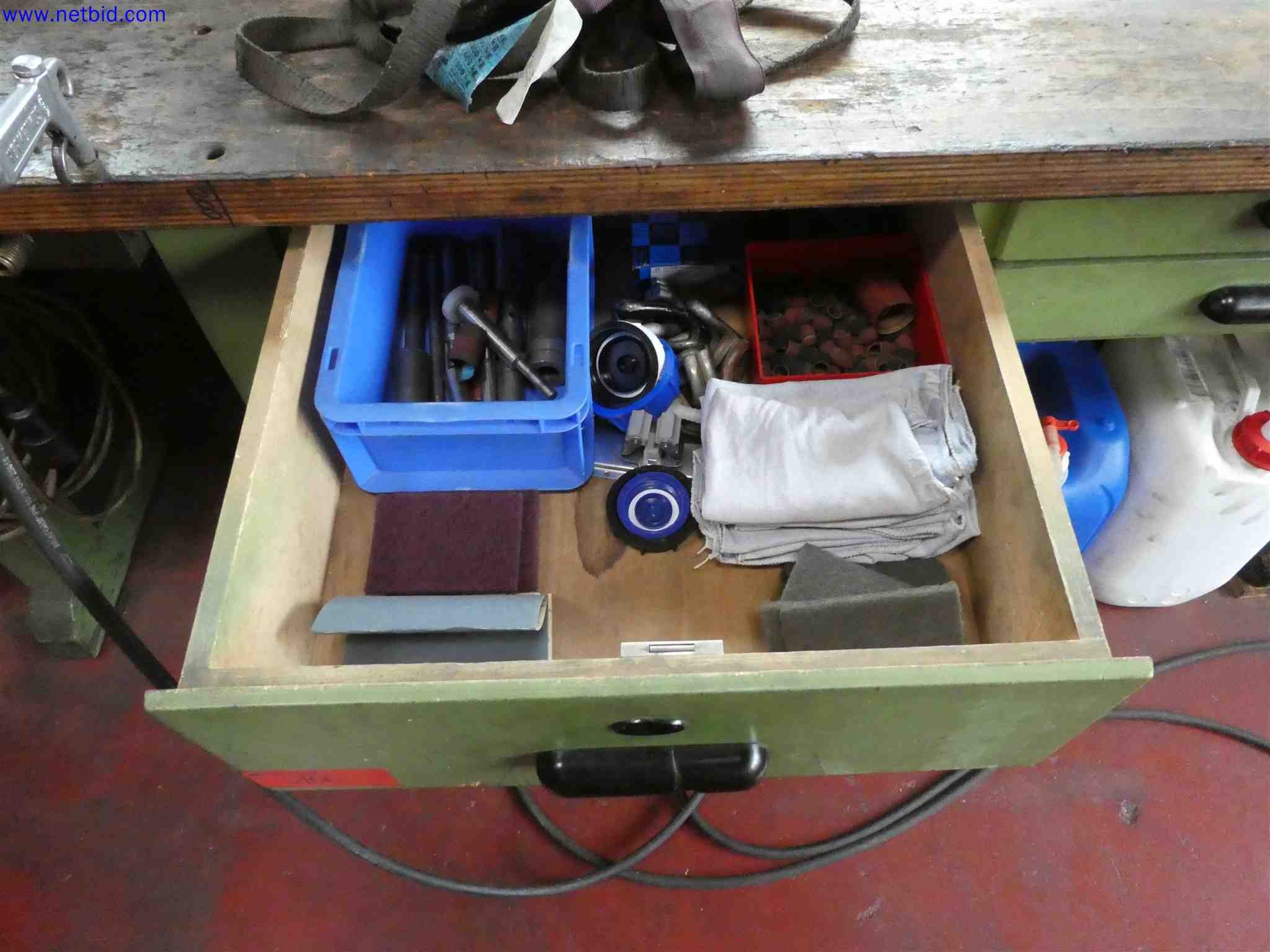 Machines for the production of precise metal components using CNC turning and CNC milling-2