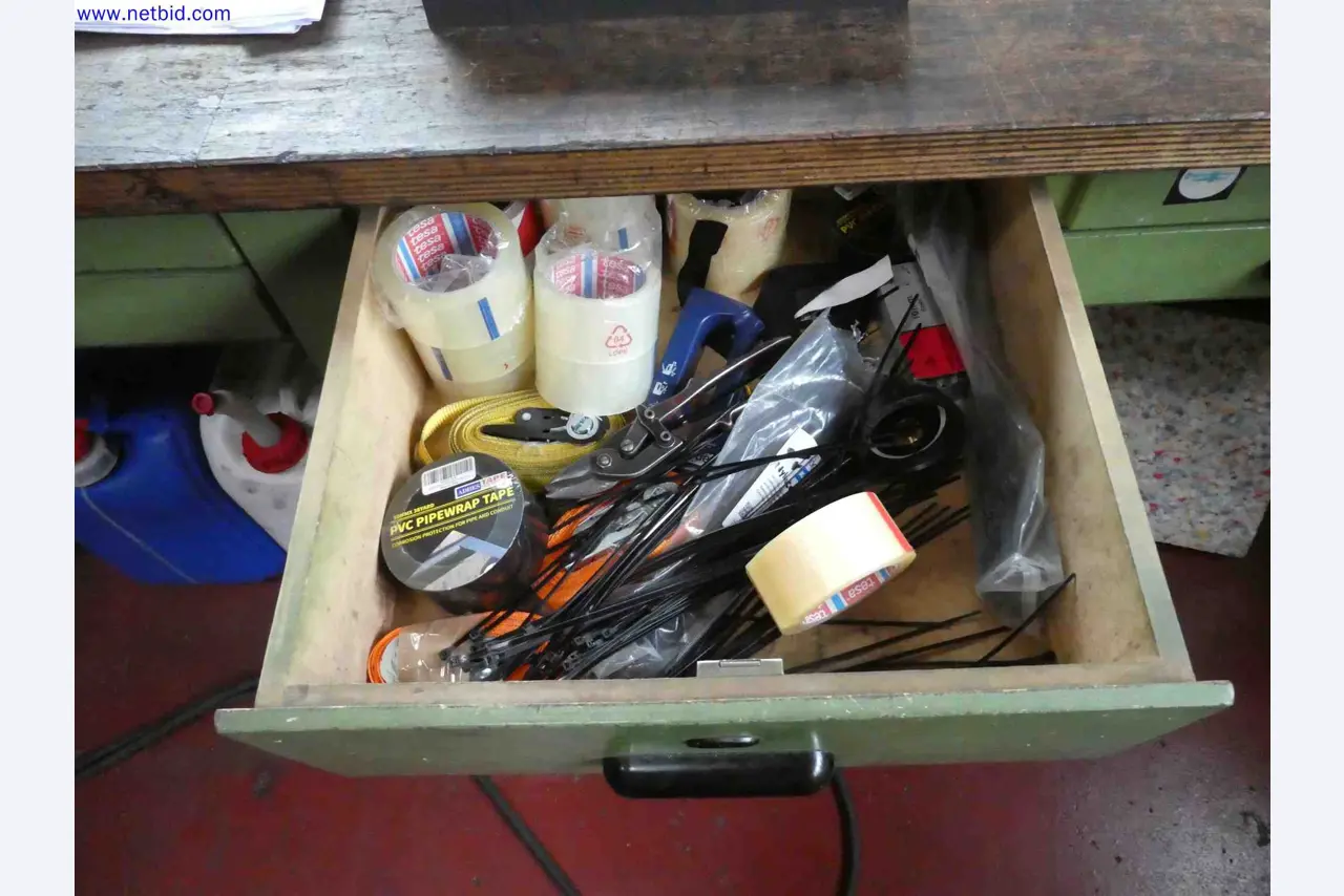 Machines for the production of precise metal components using CNC turning and CNC milling-5