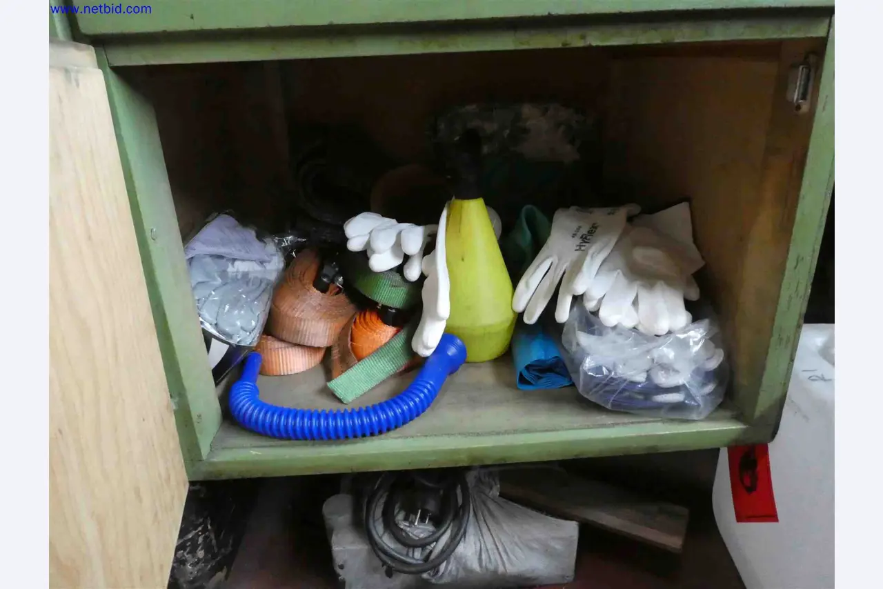 Machines for the production of precise metal components using CNC turning and CNC milling-6