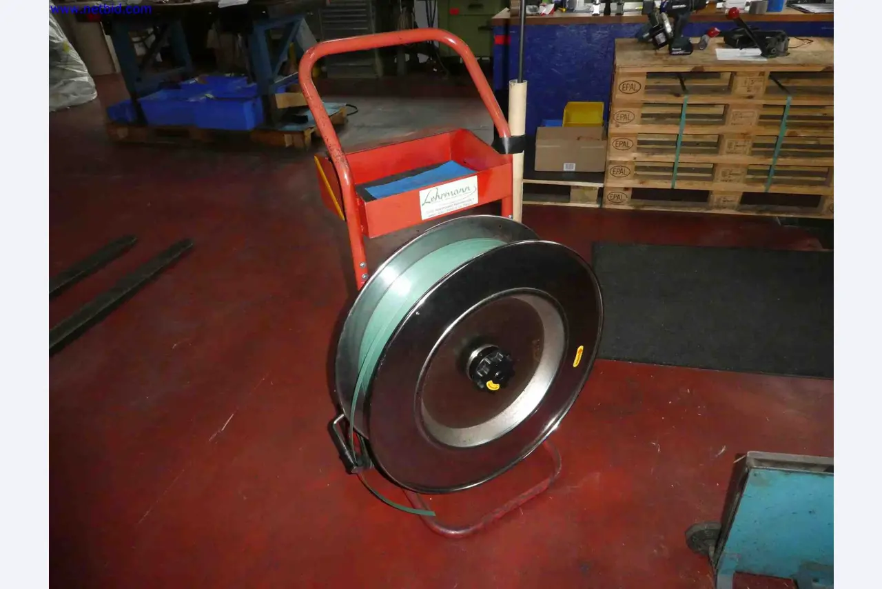 Machines for the production of precise metal components using CNC turning and CNC milling-3