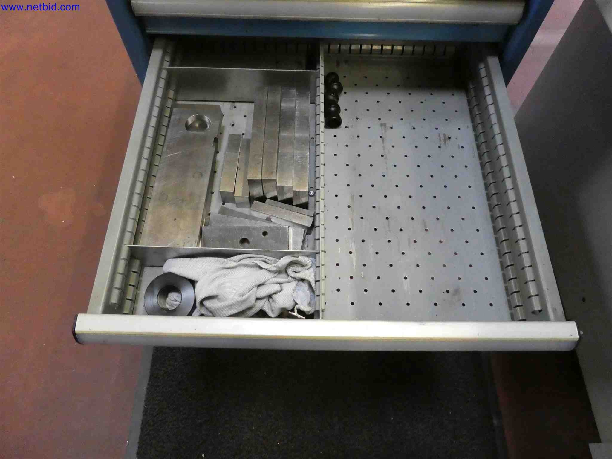 Machines for the production of precise metal components using CNC turning and CNC milling-13