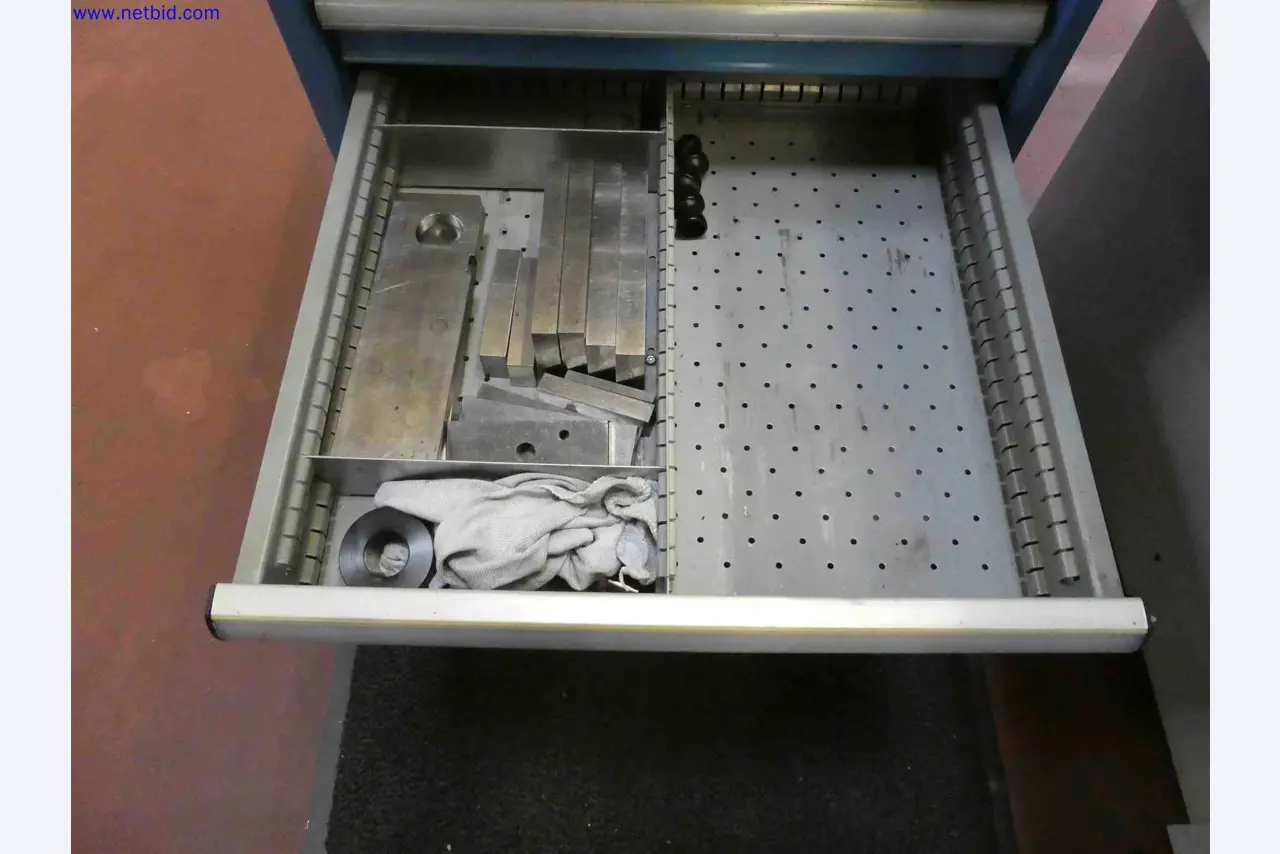 Machines for the production of precise metal components using CNC turning and CNC milling-13