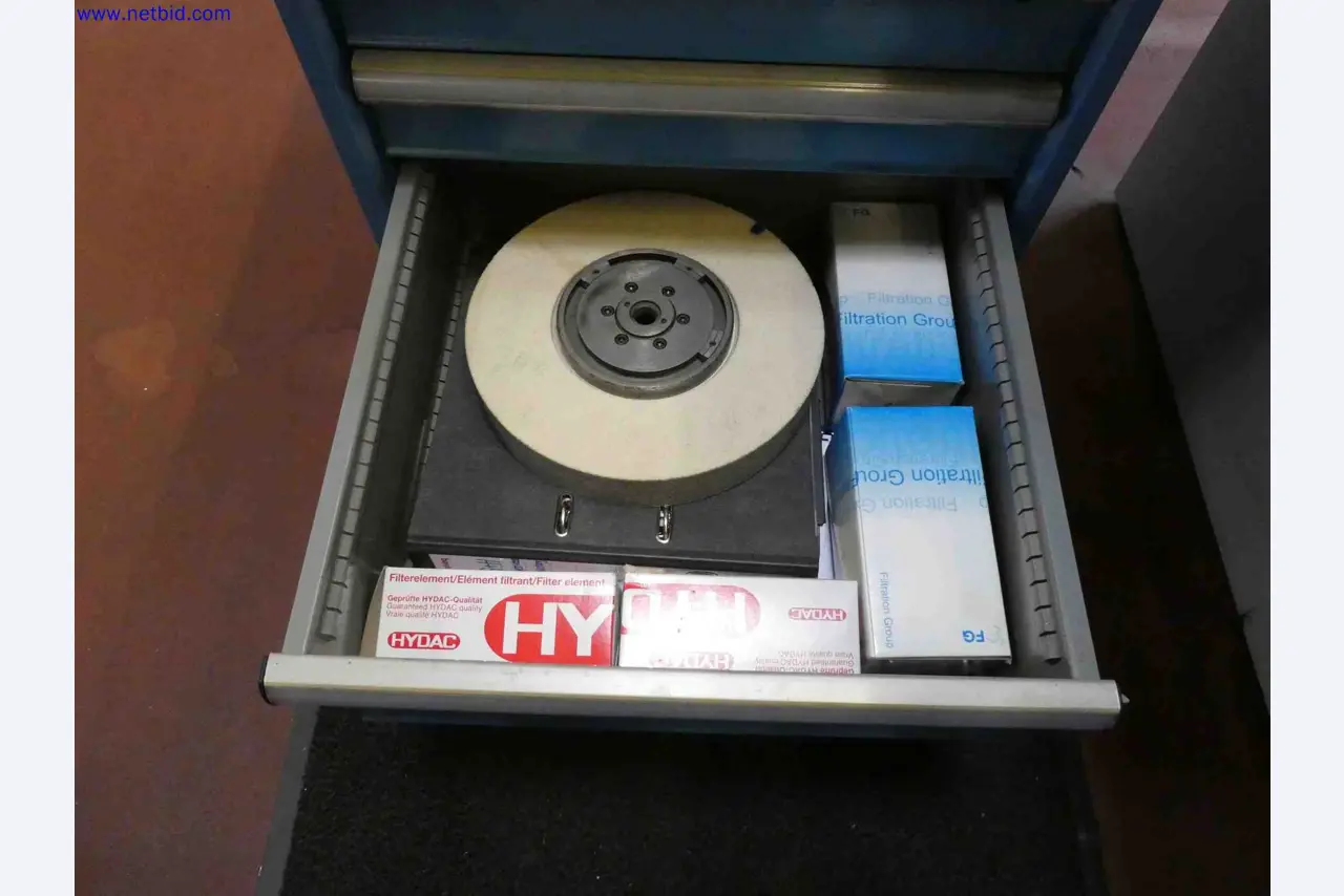 Machines for the production of precise metal components using CNC turning and CNC milling-15