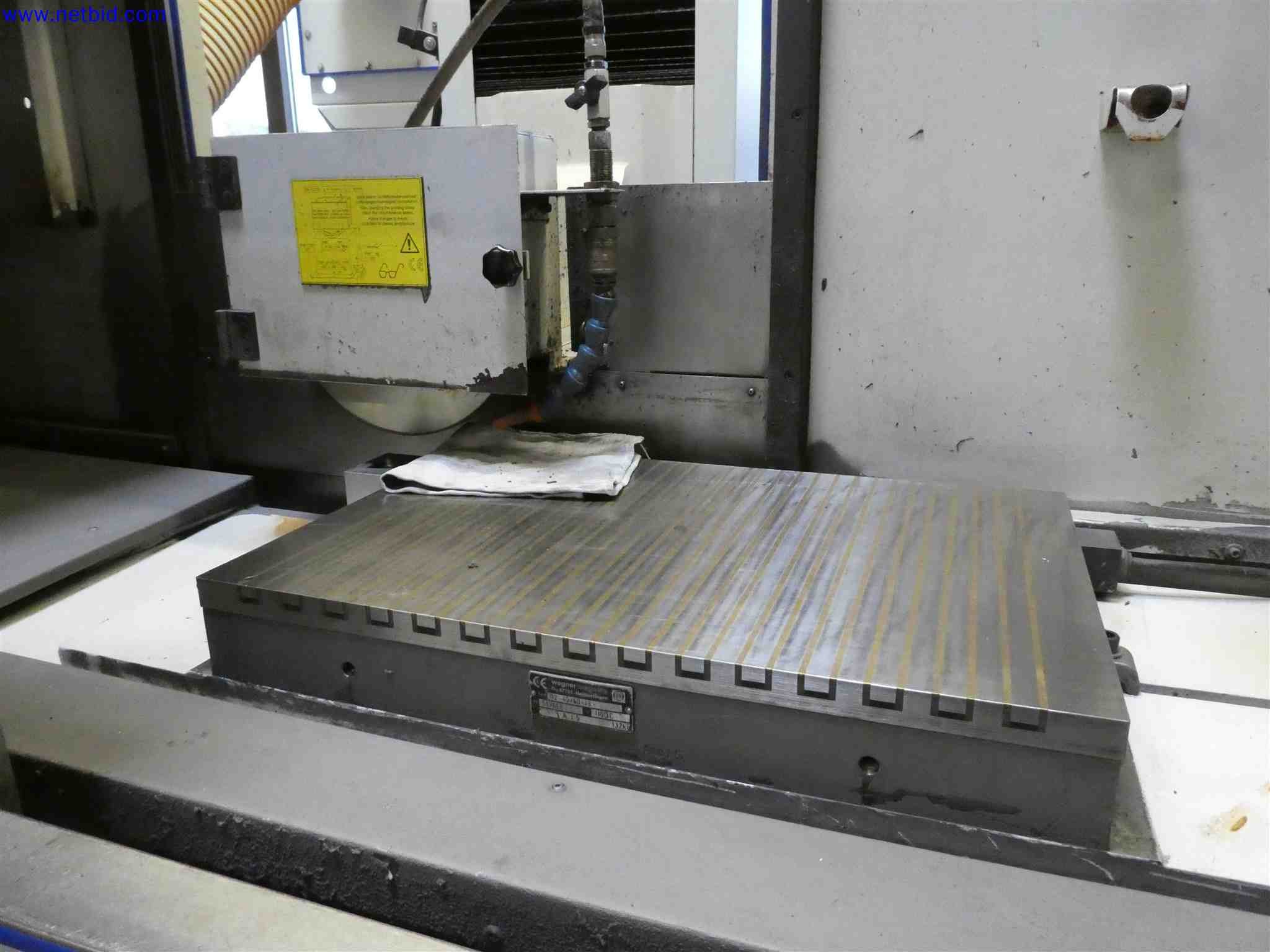 Machines for the production of precise metal components using CNC turning and CNC milling-2
