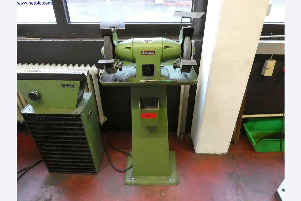 Machines for the production of precise metal components using CNC turning and CNC milling-1