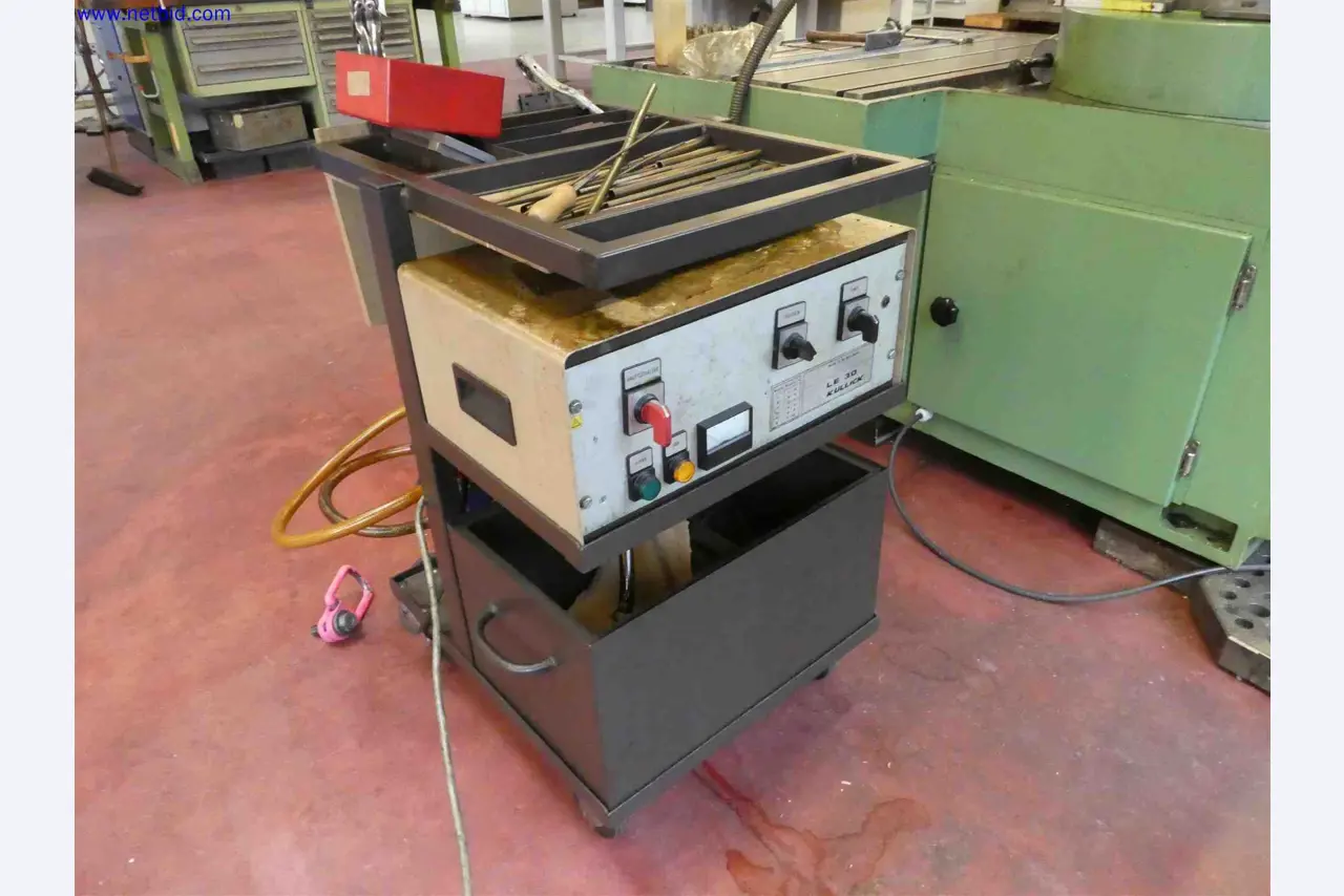 Stroji za izdelavo natančnih kovinskih komponent s CNC struženjem in CNC rezkanjem-6