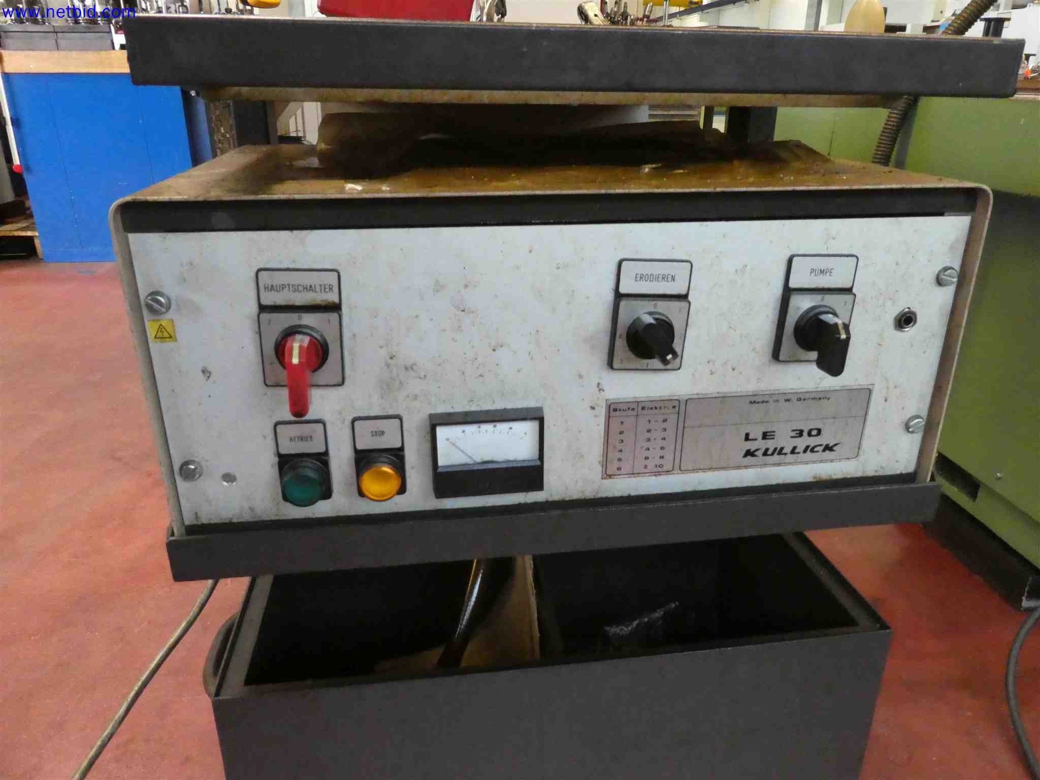 Machines for the production of precise metal components using CNC turning and CNC milling-7