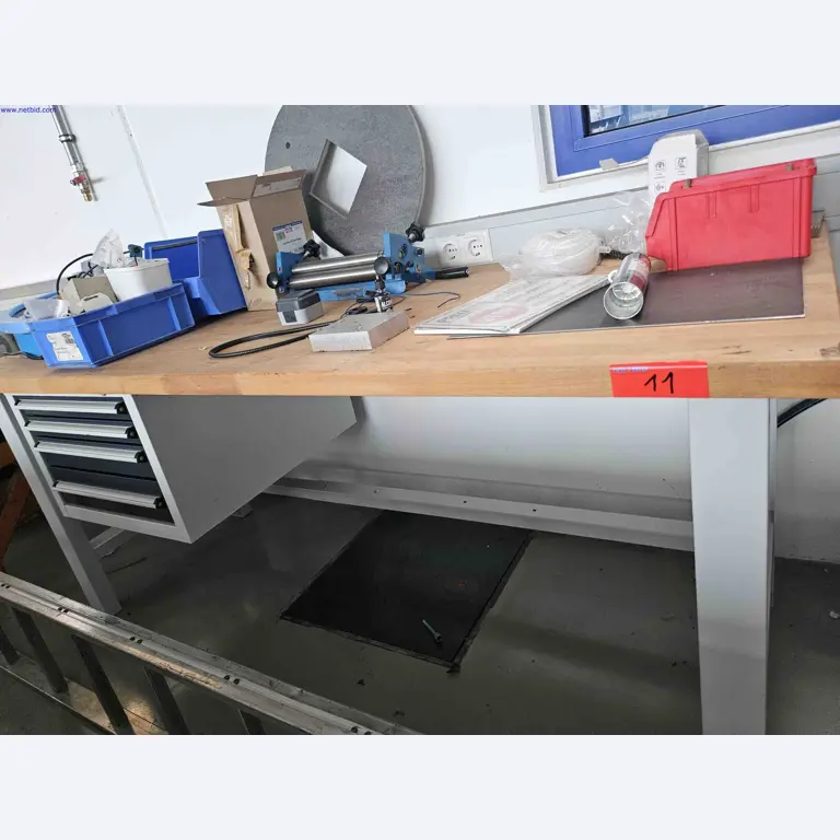 Machines for the production of precise metal components using CNC turning and CNC milling-1