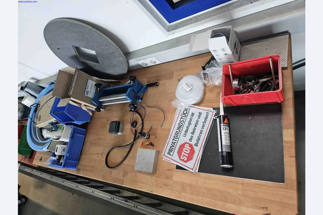 Machines for the production of precise metal components using CNC turning and CNC milling-2