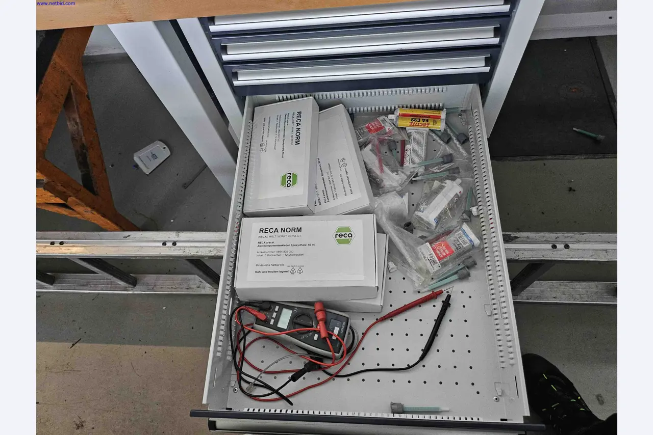 Machines for the production of precise metal components using CNC turning and CNC milling-6