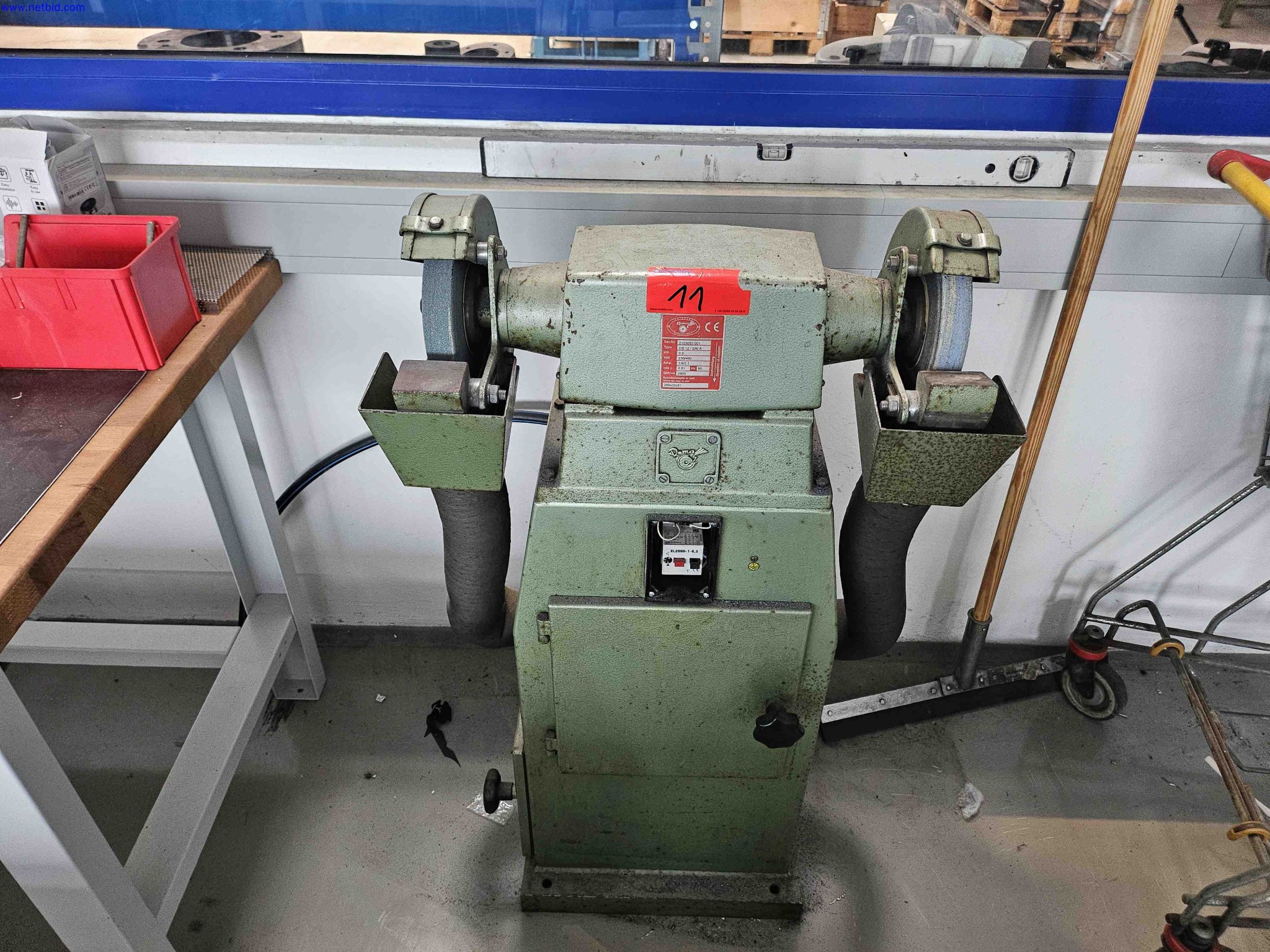 Machines for the production of precise metal components using CNC turning and CNC milling-7