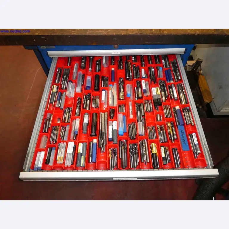 Machines for the production of precise metal components using CNC turning and CNC milling-12