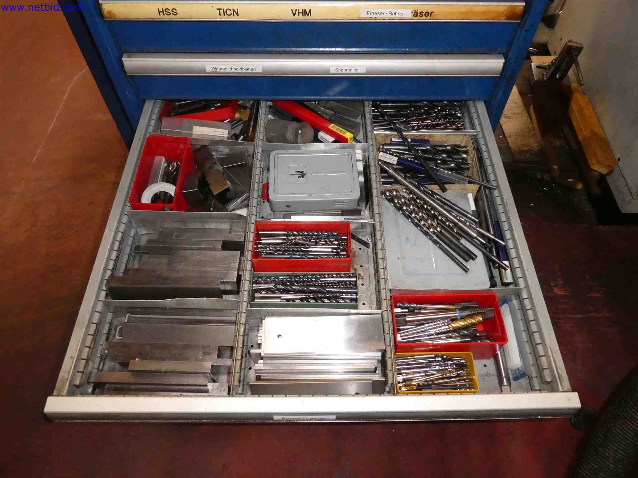 Machines for the production of precise metal components using CNC turning and CNC milling-15