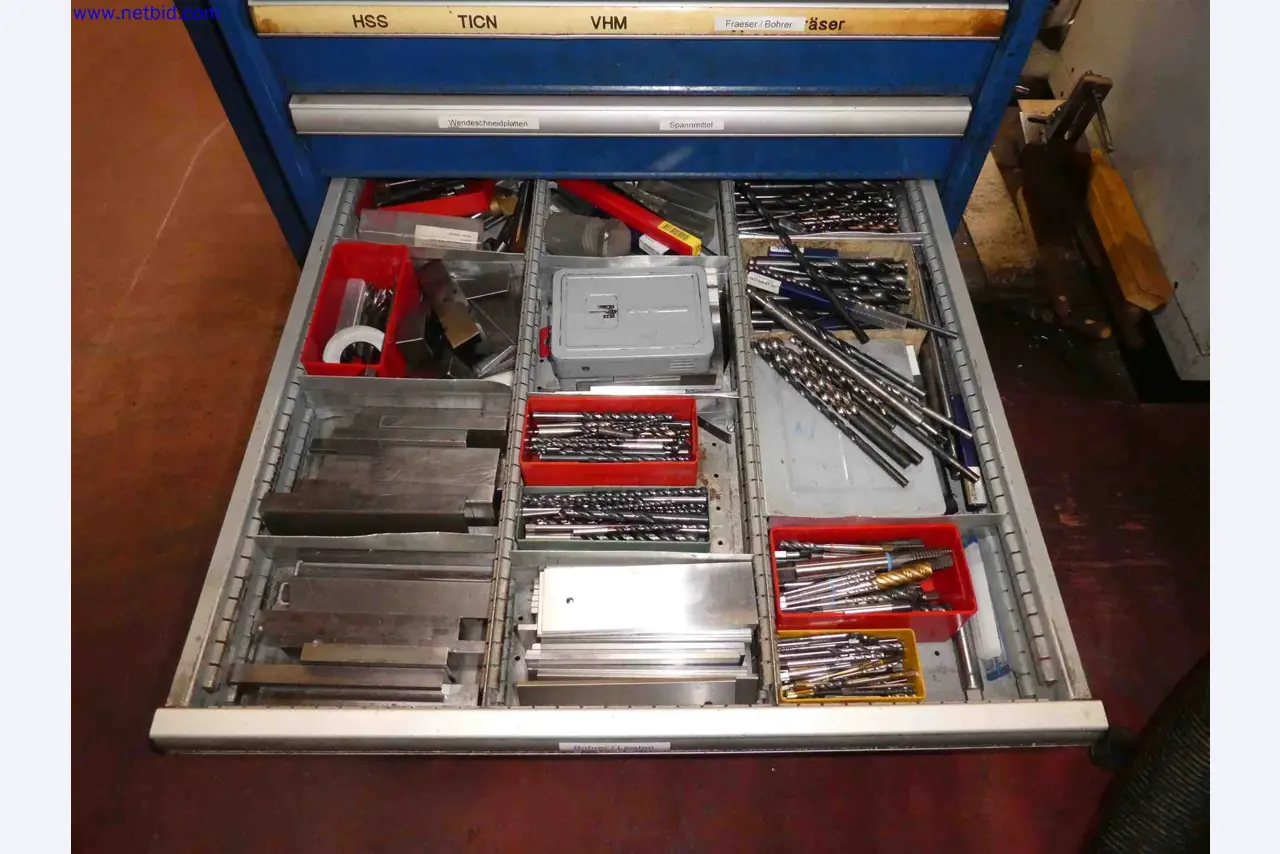 Machines for the production of precise metal components using CNC turning and CNC milling-15