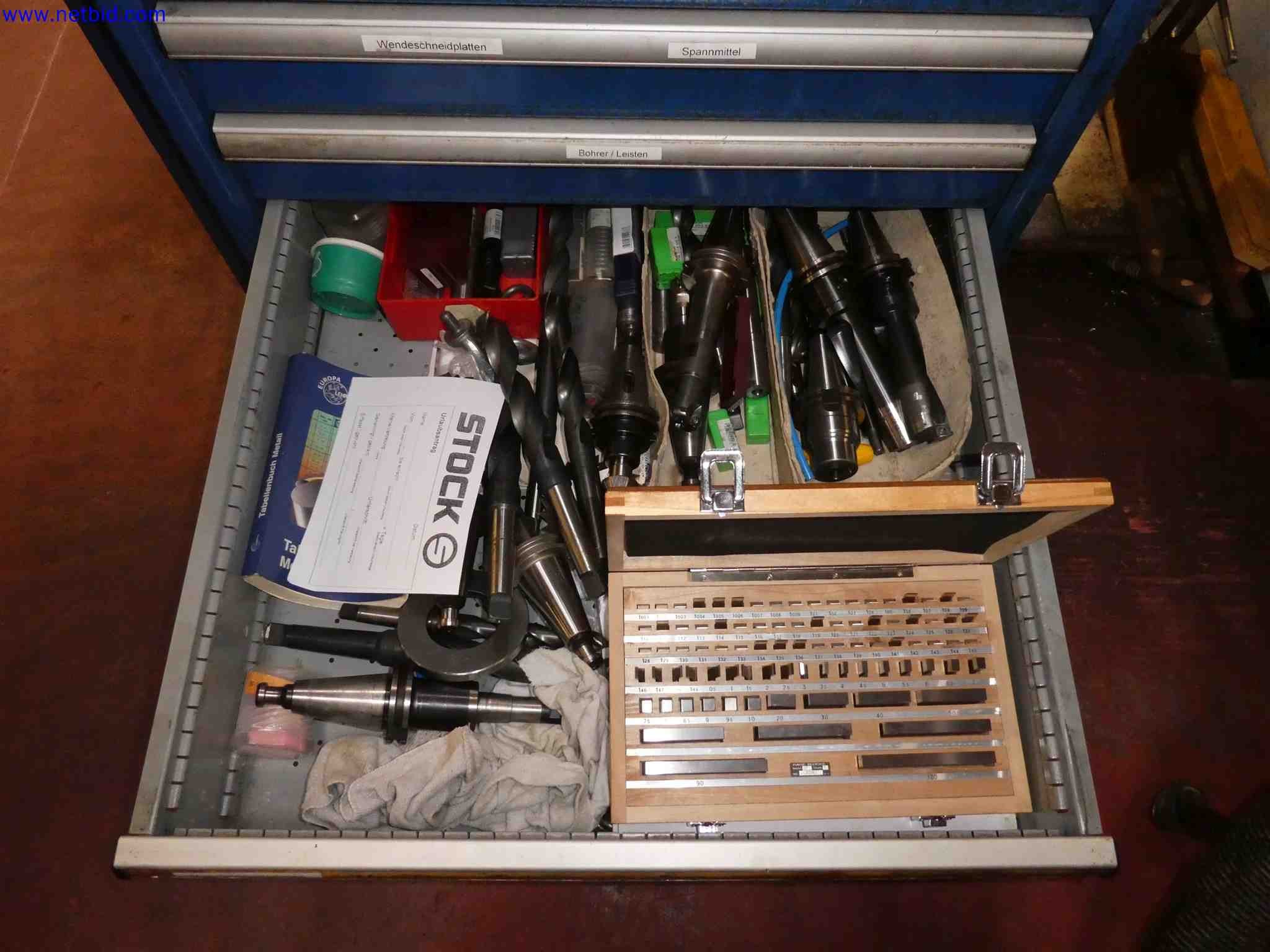 Machines for the production of precise metal components using CNC turning and CNC milling-16