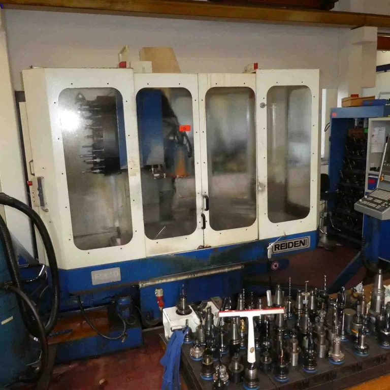 3-Achs-CNC-Bearbeitungszentrum Reiden RX10/BF1