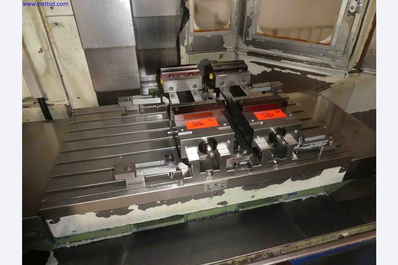 Machines for the production of precise metal components using CNC turning and CNC milling-4