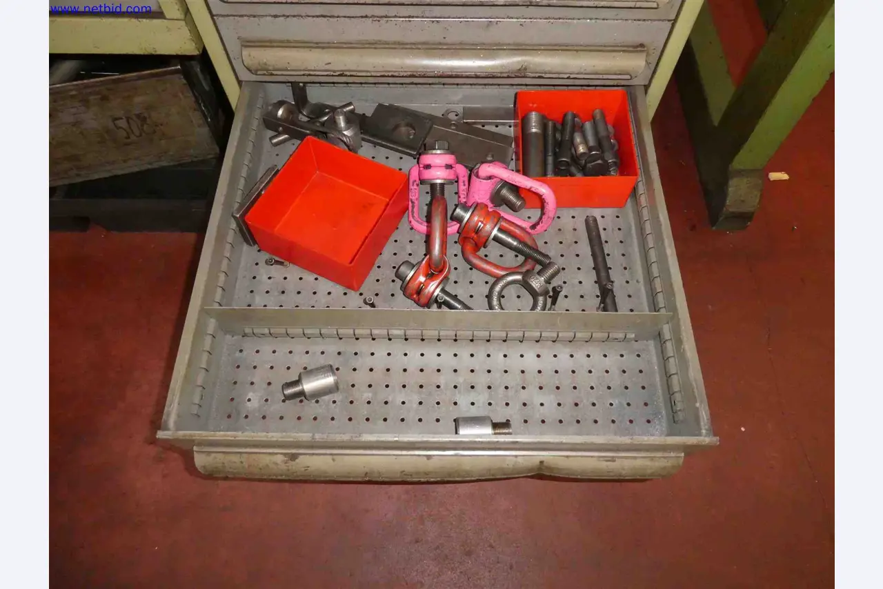 Machines for the production of precise metal components using CNC turning and CNC milling-10