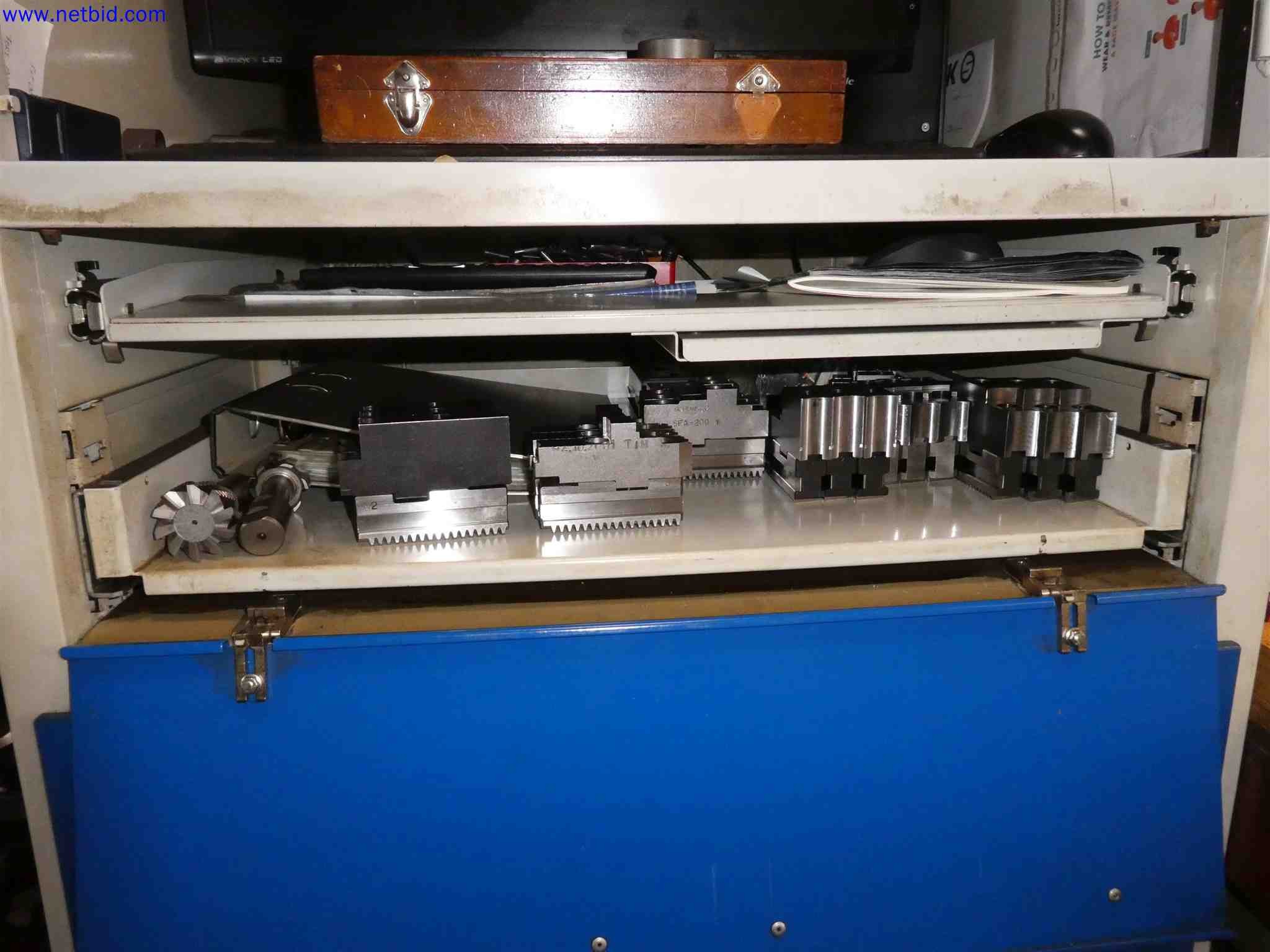 Machines for the production of precise metal components using CNC turning and CNC milling-14