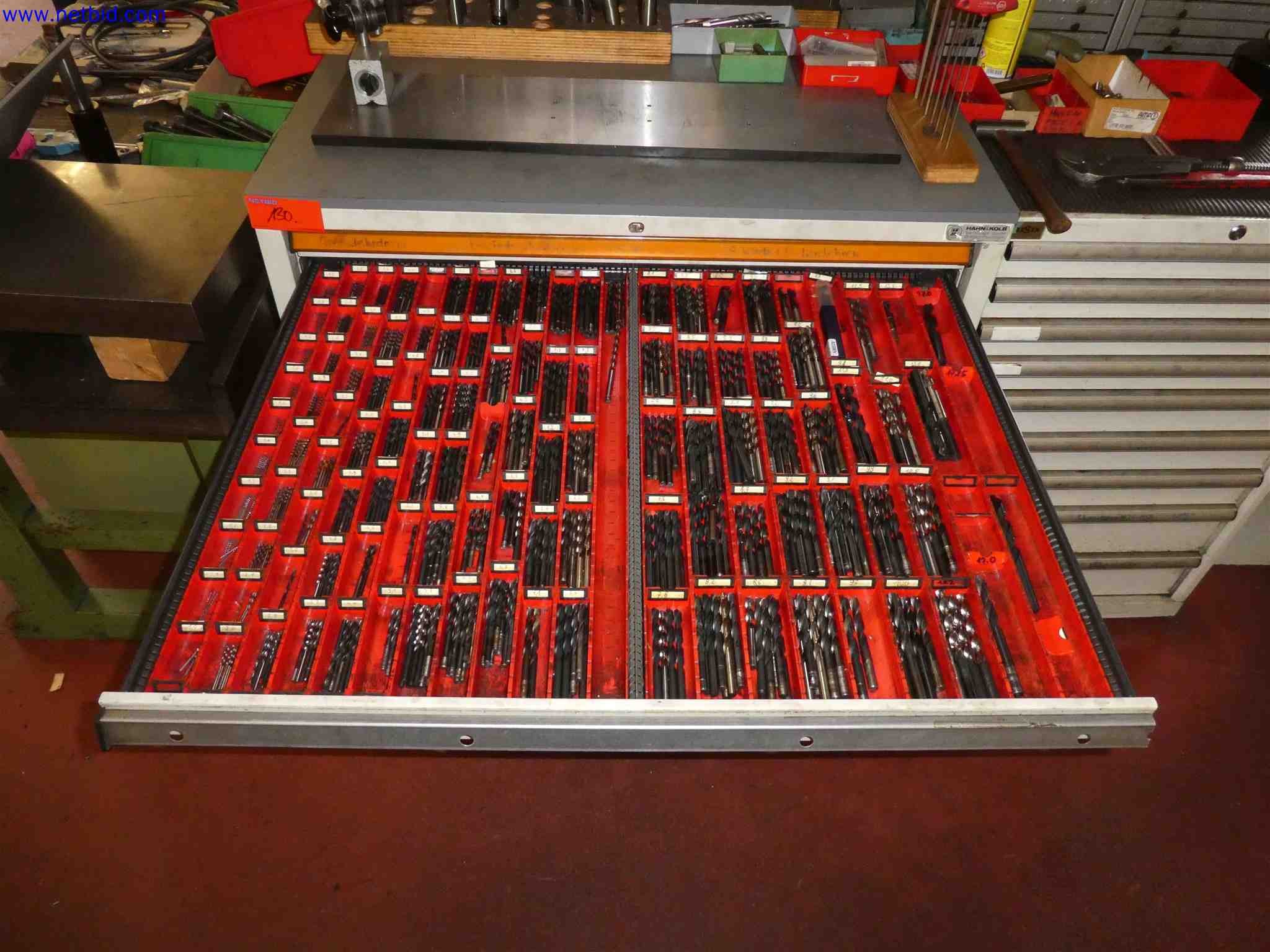 Machines for the production of precise metal components using CNC turning and CNC milling-19