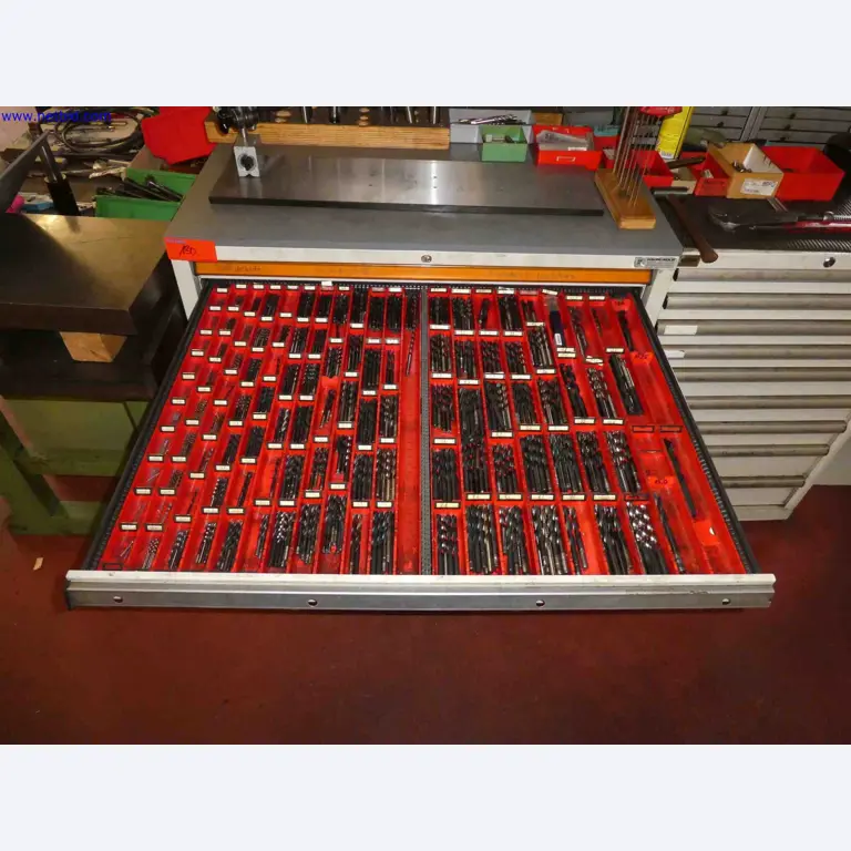 Machines for the production of precise metal components using CNC turning and CNC milling-19