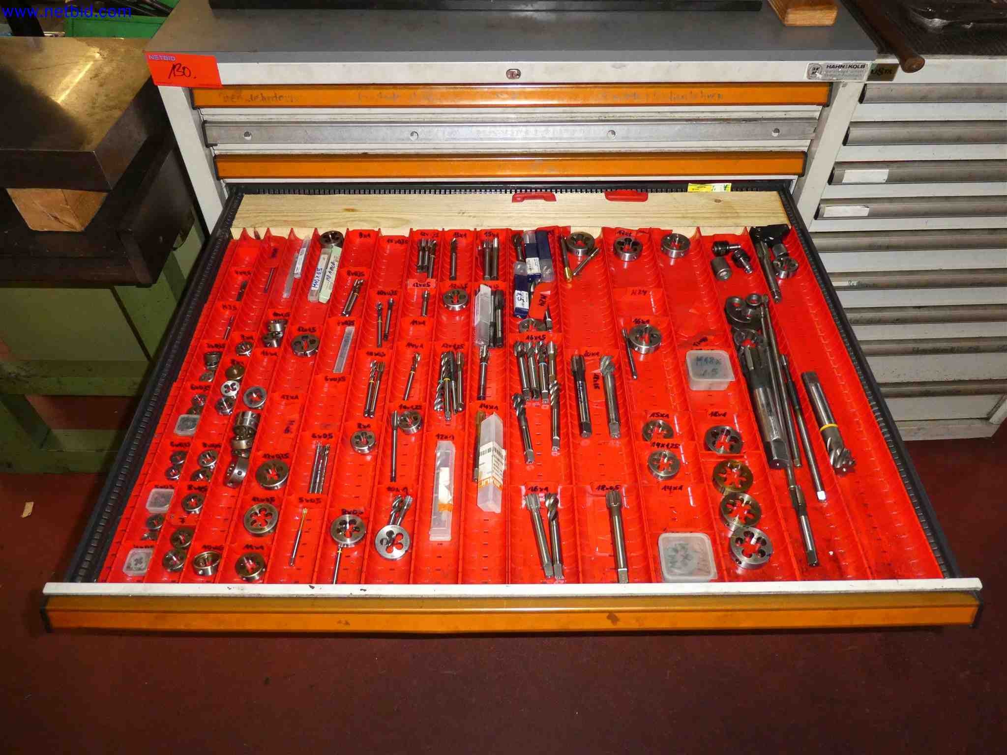 Machines for the production of precise metal components using CNC turning and CNC milling-21