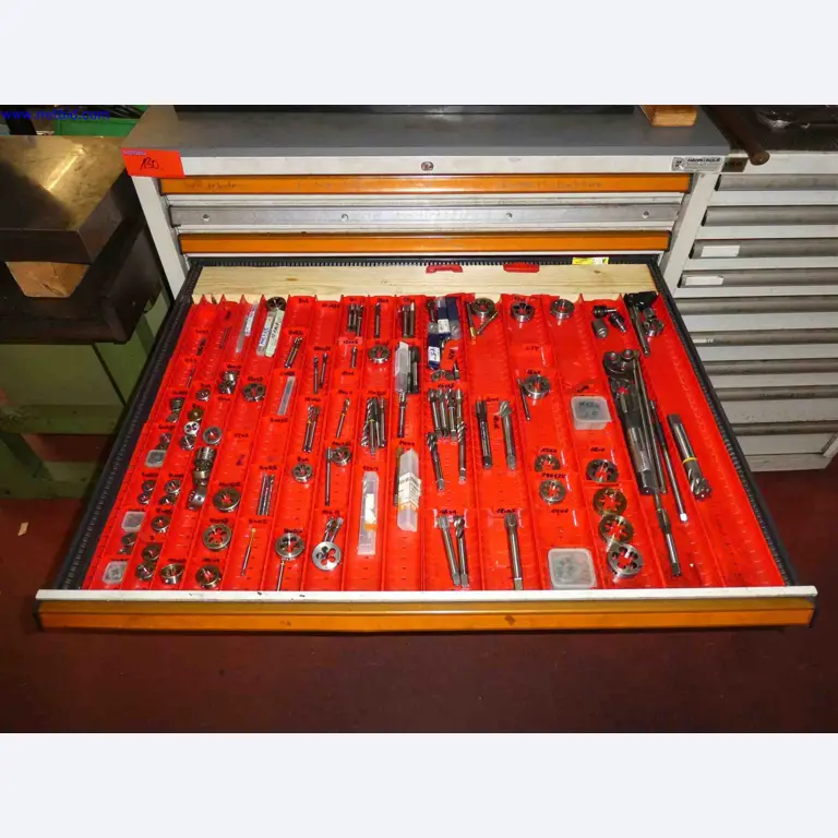 Machines for the production of precise metal components using CNC turning and CNC milling-21